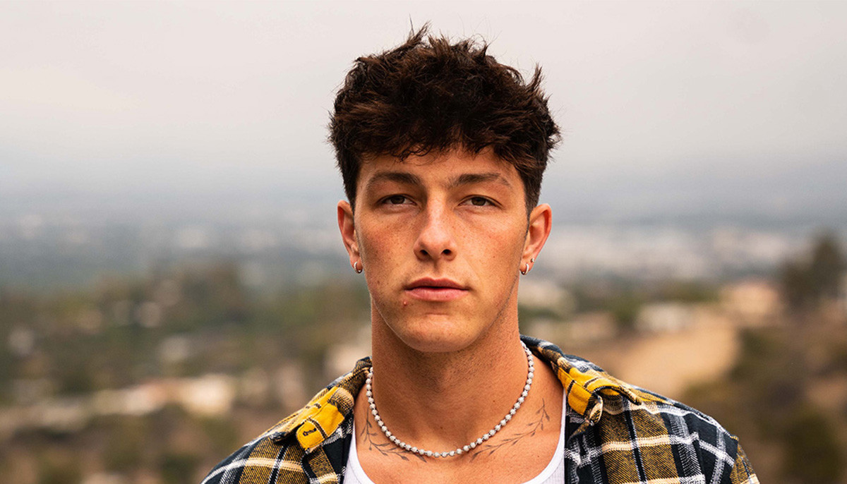 Tayler Holder cancels tour to prioritize mental health