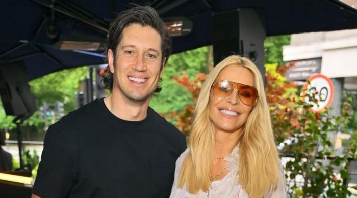 Tess Daly, Vernon Kay live together in same house despite marriage split