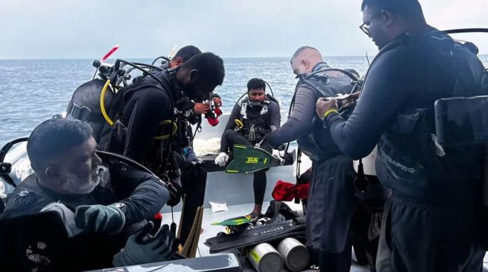Maldives suspends search for missing Italian divers after military diver dies in rescue mission
