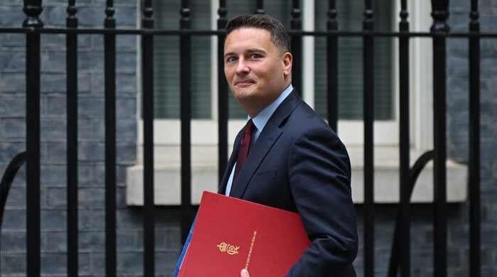 UK former minister confirms he will bid to replace PM Starmer