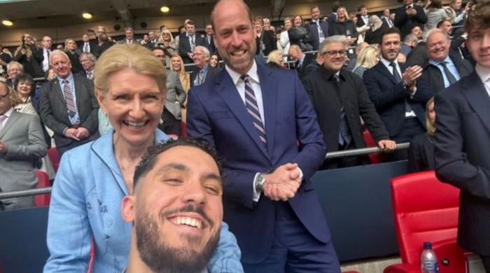 Prince William takes picture with Rayan Cherki at FA Cup: 'Selfie King'