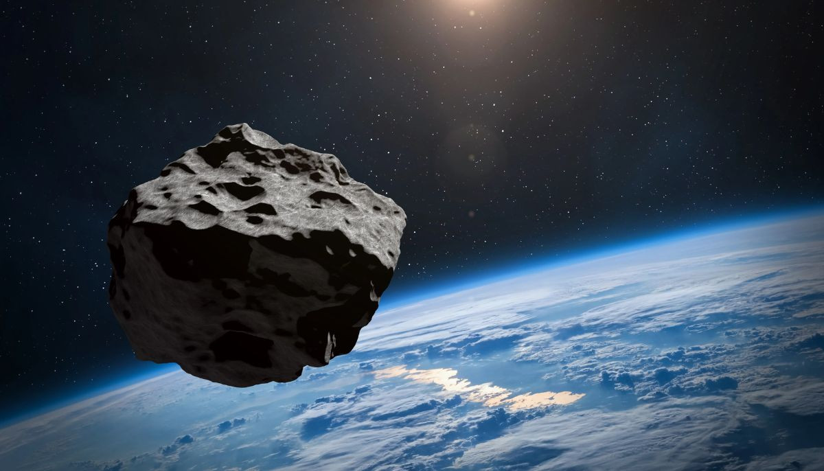 School bus-sized asteroid 2026 JH2 flies past Earth today at 56,000 miles: See full details