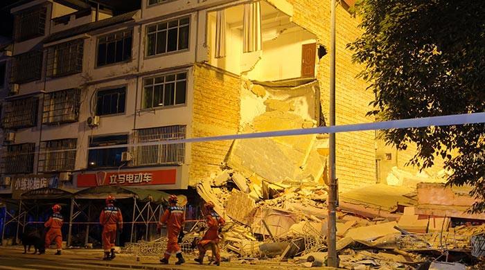 5.2-magnitude quake kills two in south China