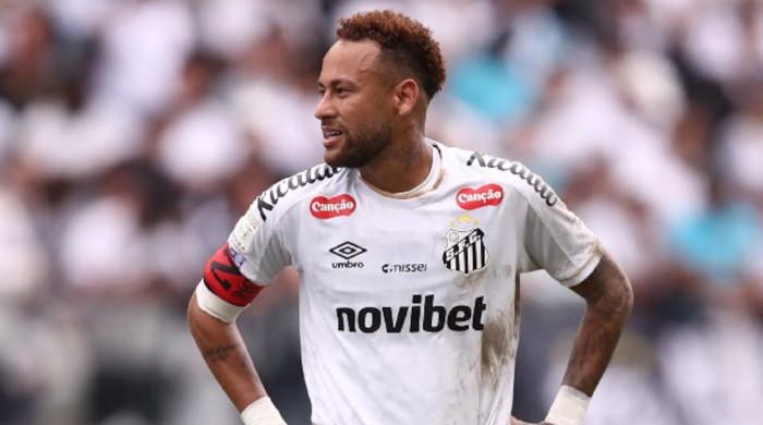 Brazil's Neymar dismisses 'nonsense' criticism, says fit for World Cup