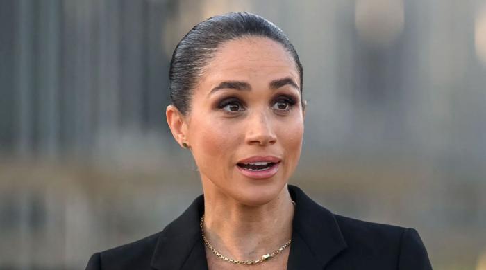 Meghan Markle speaks to 'empty chairs' in Switzerland