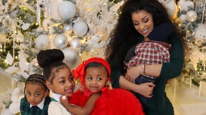 Cardi B nearly passes out during parenting moment: 'I can't handle it'