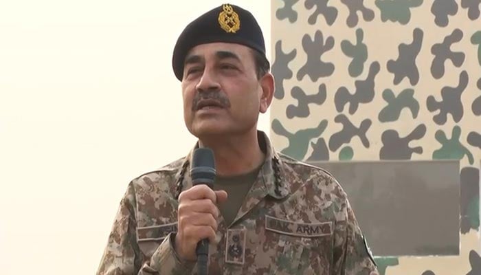 Chief of Army Staff (COAS) and Chief of Defence Forces (CDF) Field Marshal Asim Munir addresses troops during Lahore Garrison visit on January 8, 2026. — Screengrab via ISPR/File