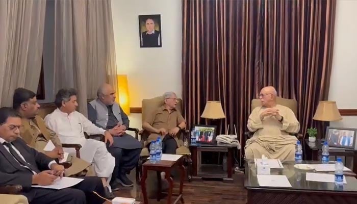Tehreek Tahaffuz Aiyeen-e-Pakistan leaders hold meeting at Parliament House, Islamabad, May 19, 2026. — Screengrab via X/@MKAchakzaiPKMAP