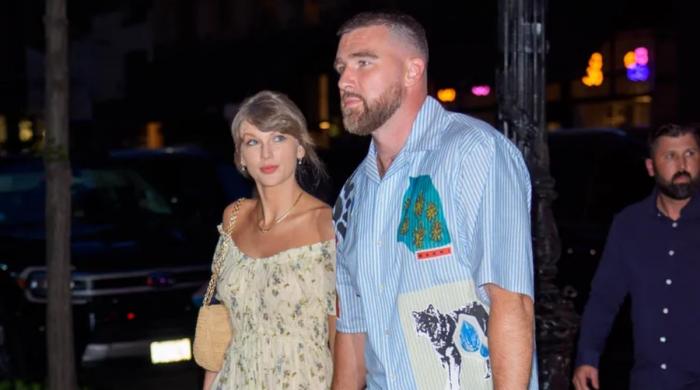 Travis Kelce's rare gesture towards Taylor Swift has fans melting: Watch
