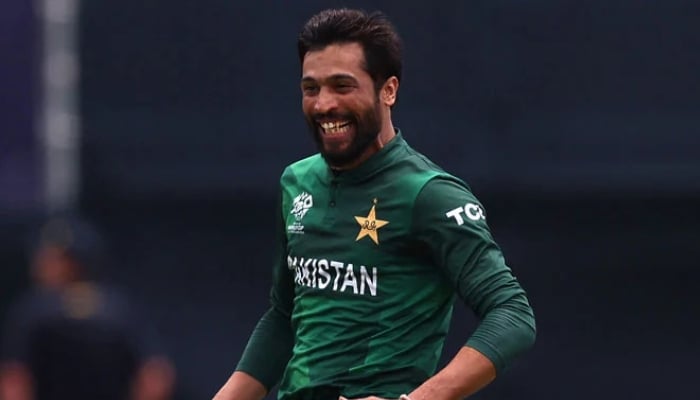 Pakistans Mohammad Amir celebrates taking a wicket during ICC Mens T20 World Cup 2024 fixture against India on June 09, 2024. — AFP
