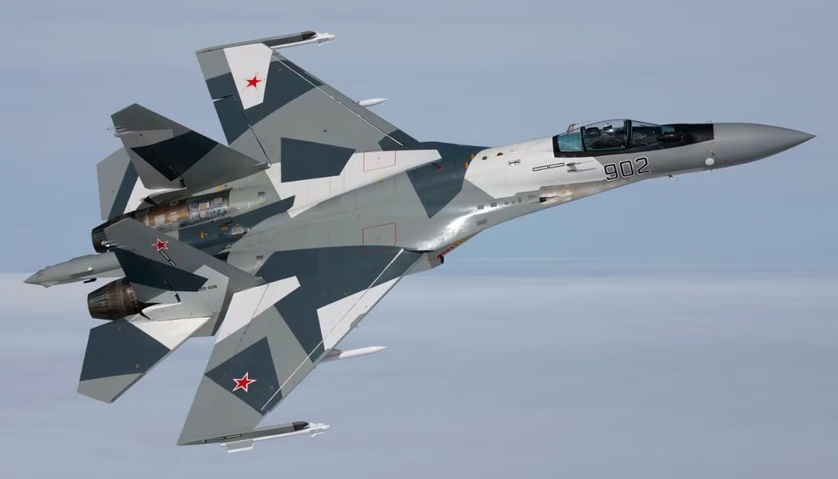 Russian jets intercept British spy plane over Black Sea: Explosive encounter explained