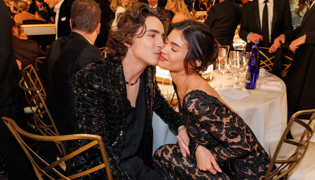 Kylie Jenner's one-word comment on Timothée Chalamet's post breaks internet