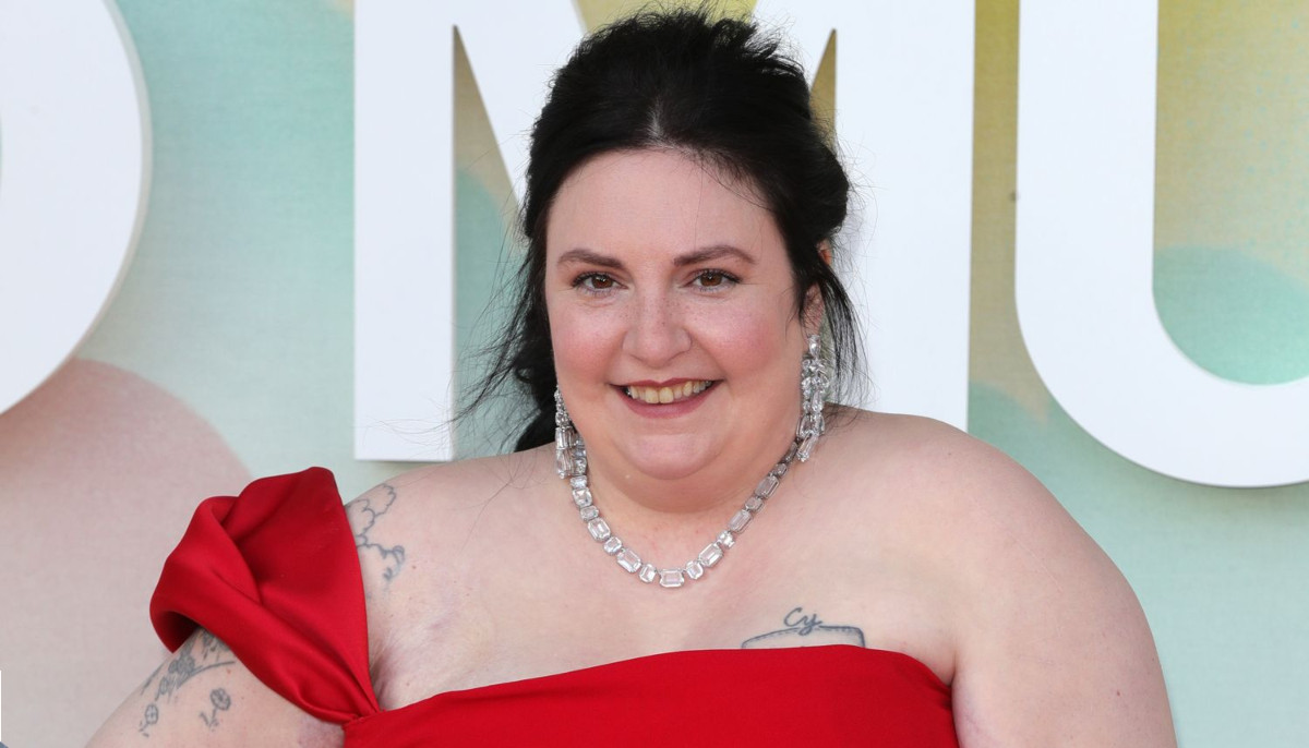 Lena Dunham reveals rare detail about first interaction with Luis Felber