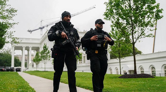 Secret Service shoots suspect after gunfire erupts outside White House checkpoint