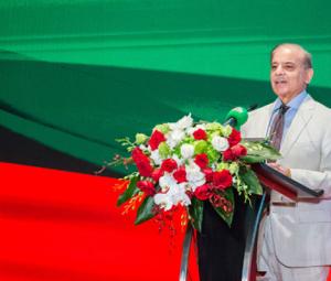 PM invites Chinese firms to relocate industries to Pakistan under 'win-win' partnership model