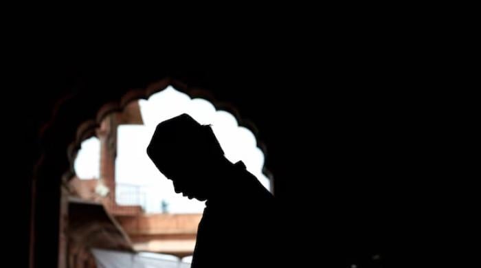 India orders migrant detention centres sparking explusion fears