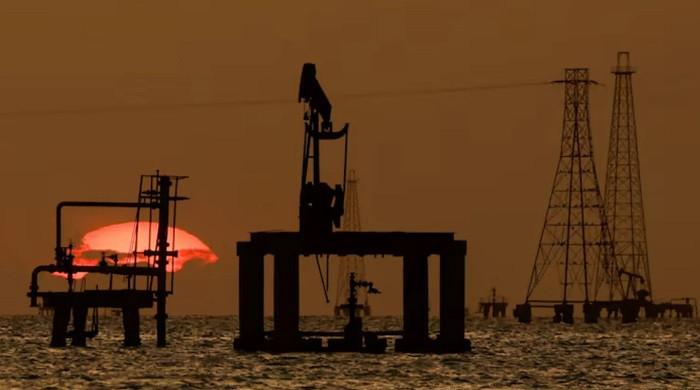 Crude oil rises as US-Iran peace hopes offset by fresh Centcom strikes in Middle East