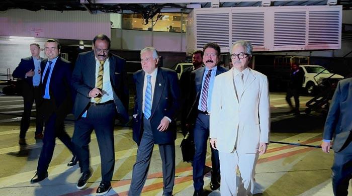 DPM Dar arrives in New York to attend UNSC debate on international peace