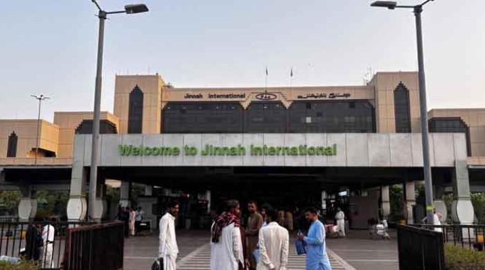 Sindh ramps up Ebola prevention measures at Karachi airport
