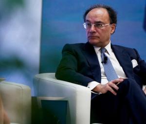 Aurangzeb to lead panel on OMCs' Rs72bn windfall profits