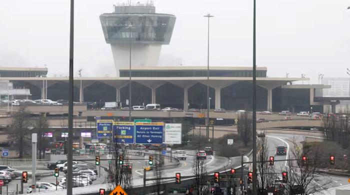 Airlines and business groups warn of chaos if US restricts international flights