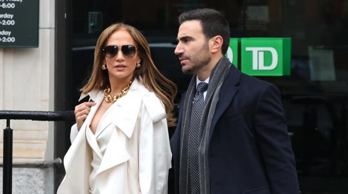Jennifer Lopez, Brett Goldstein's off-screen bond fuels new speculations