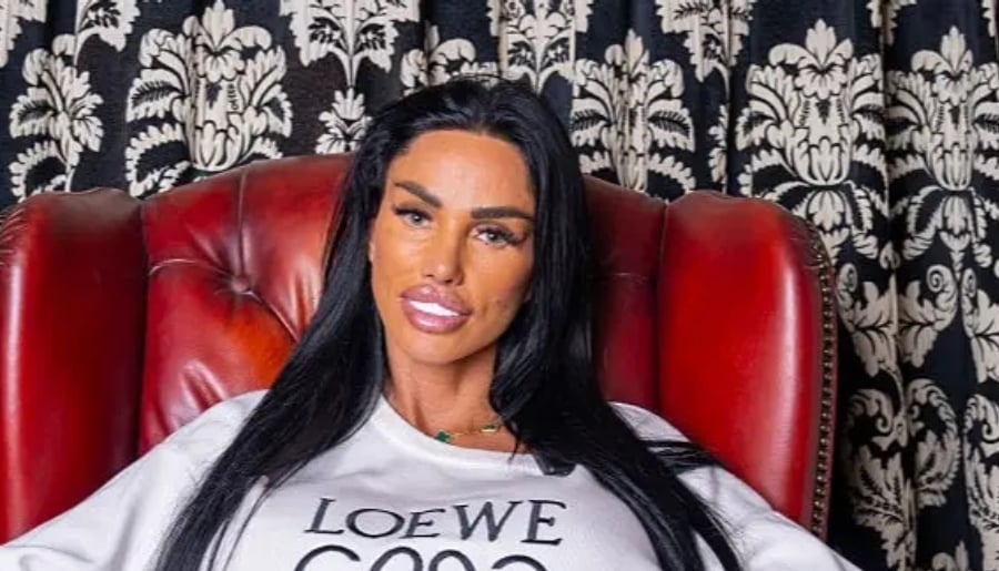PR expert Mayah Riaz has now weighed in on Katie and Lees ongoing drama