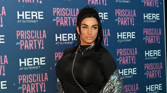 Katie Price proves 'Nothing can come between her and her glam'