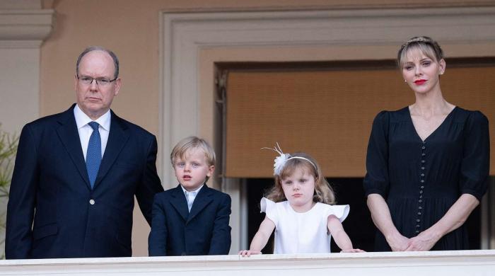 Palace surprises fans with delightful photo of Princess and her kids 