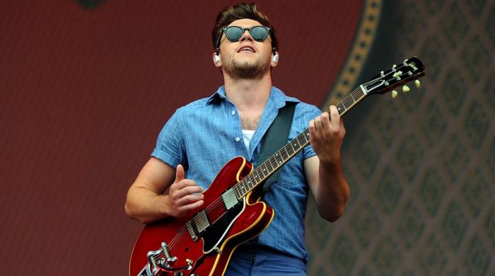 Niall Horan finally performs new fan-favourite ‘Little More Time' live