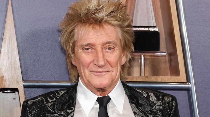 Rock legend Rod Stewart forced to cancel Vegas show due to health