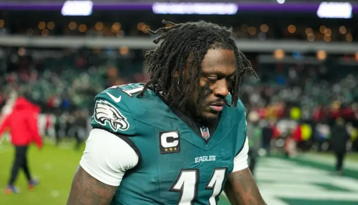 A.J Brown trade to Patriots official: What's latest?