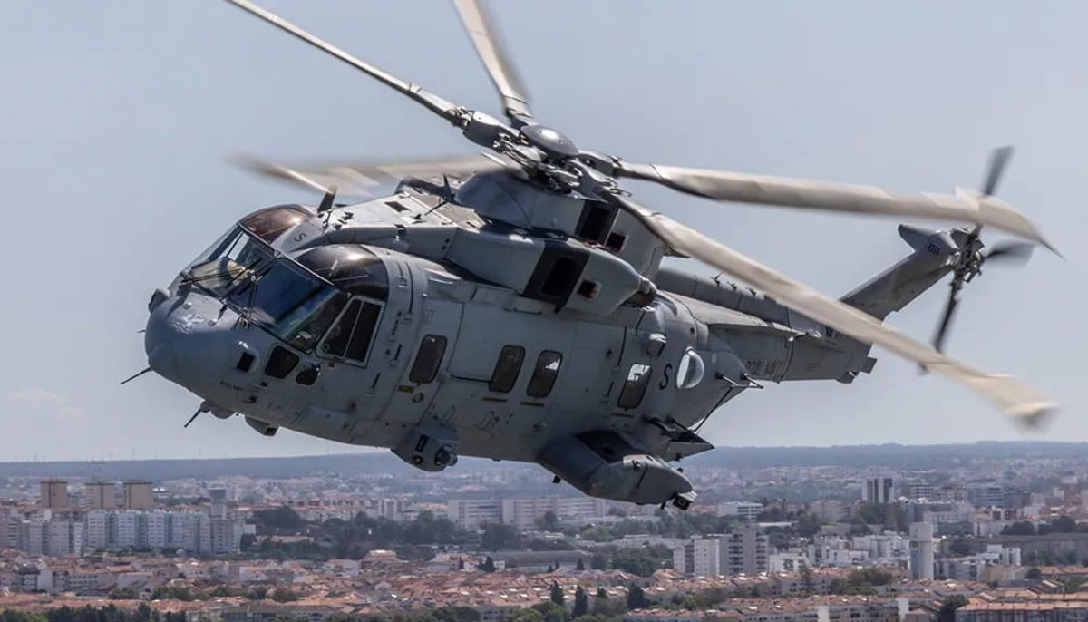 Royal Navy Mk4 helicopter crashes during training exercise in Devon, killing three personnel