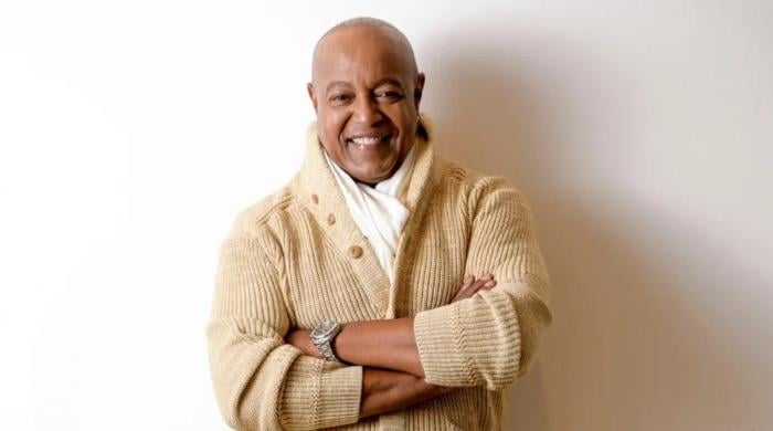 Peabo Bryson, singer of 'A Whole New World' dies at 75