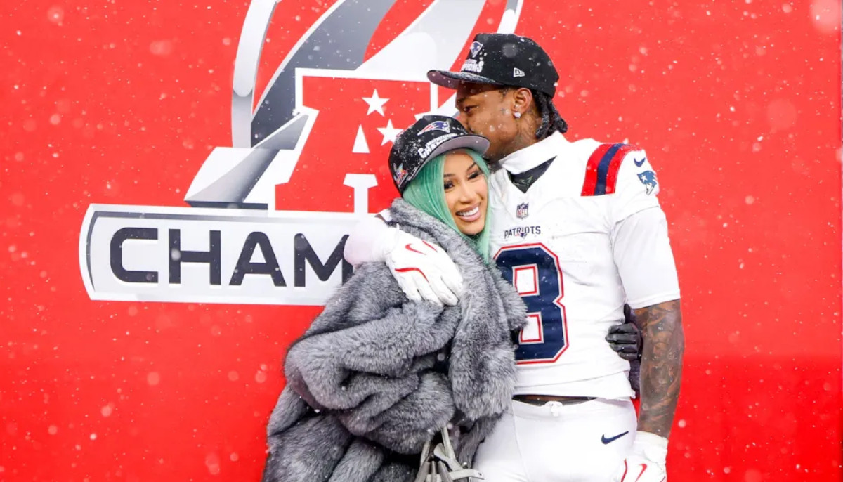 Stefon Diggs shares where he stands in relationship with Cardi B