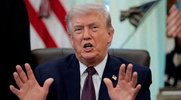 Trump slams 'unpatriotic' US House vote to end Iran war