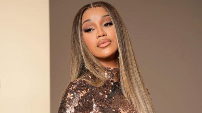 Cardi B debuts bold new look at KATSEYE concert 