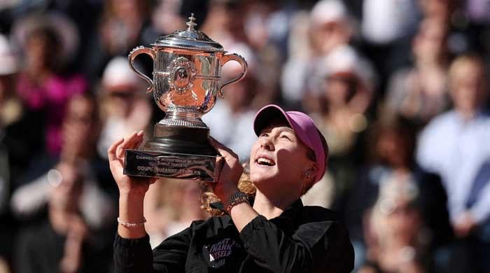 A star is born as Andreeva eases into Grand Slam winners' club