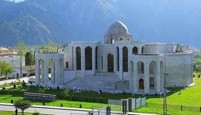 This image shows a general view of Azad Jammu and Kashmir (AJK) Supreme Court. — APP/File