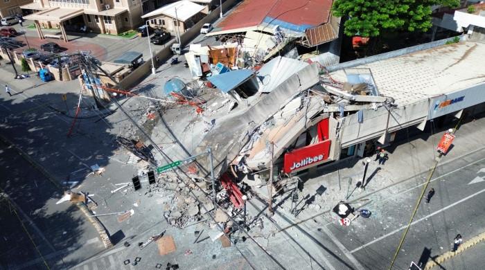 Earthquake of magnitude 7.8 strikes off southern Philippines, 15 feared killed