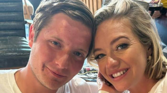 Kelsey Parker flex her pregnancy glow in the latest pictures