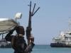 Maritime affairs minister steps up efforts to free Pakistani seamen held by Somali pirates