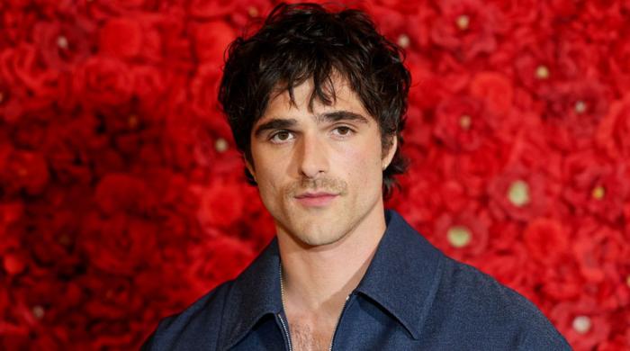Jacob Elordi sparks debate with ‘bizarre' fan encounter caught on camera