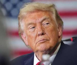 Trump says pilots safe after US Army Apache goes down near Hormuz