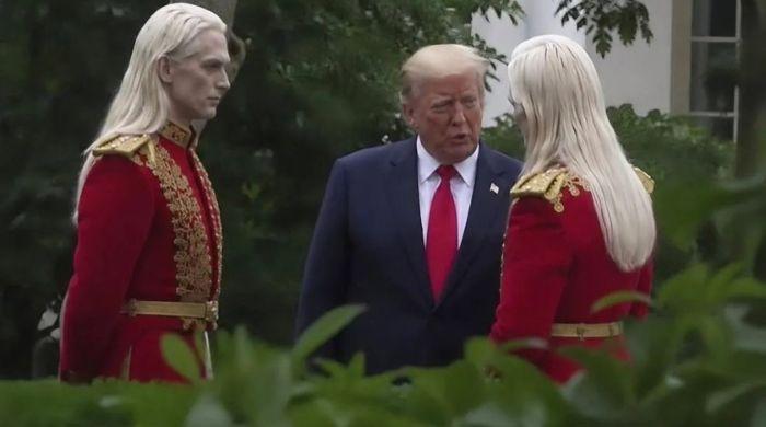 Did Trump just meet extraterrestrials? Viral photo ignites wild nordic alien theory