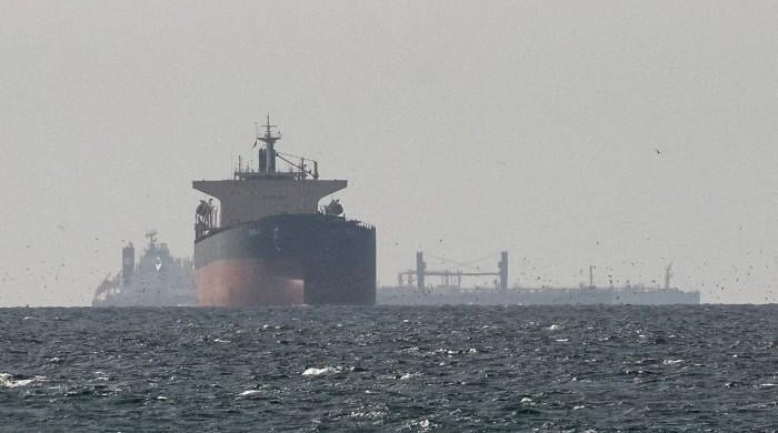 Oil slips 4% as US, Iran reach peace deal to reopen critical supply route