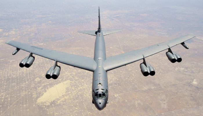 US Air Force B-52 bomber crashes shortly after takeoff in California