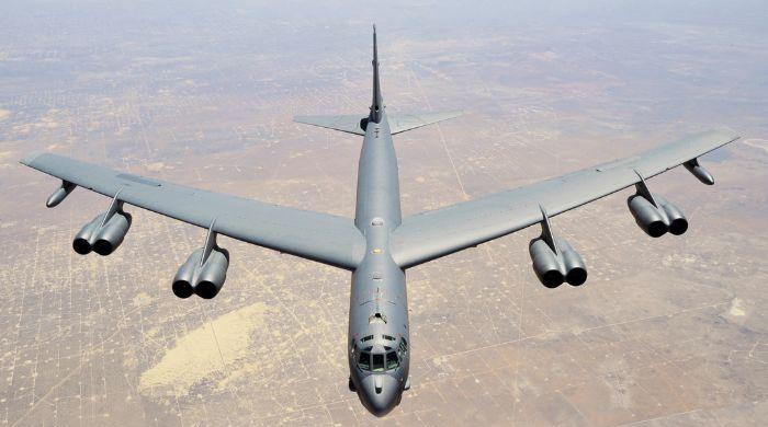 US Air Force B-52 bomber crashes shortly after takeoff in California