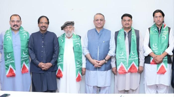 Four independents join Aleem Khan's IPP in Gilgit-Baltistan