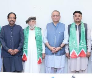 Four independents join Aleem Khan's IPP in Gilgit-Baltistan